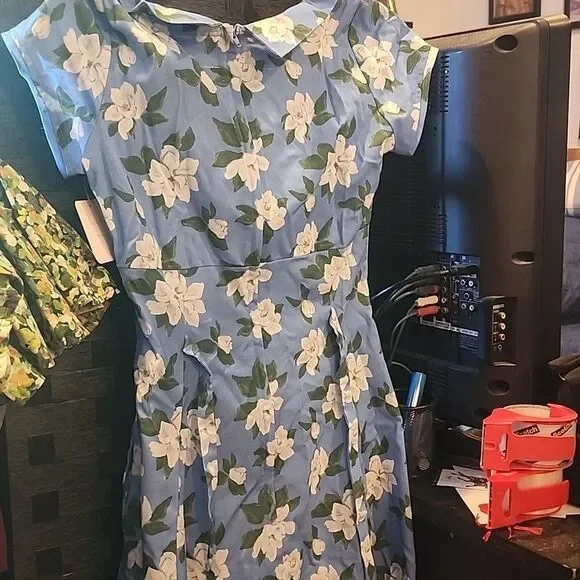 HEART OF HAUTE floral Blue Dress Size S - Picture 5 of 6